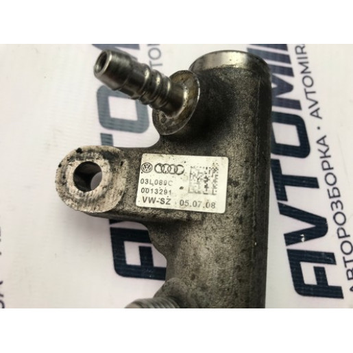 Топливная рейка VW Passat B6 2.0TDI 2005-2010 03L130089